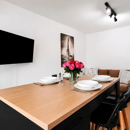 Elegant T2 Avec Balcon, Parking Et Climatisation Saint-Raphael (Var)